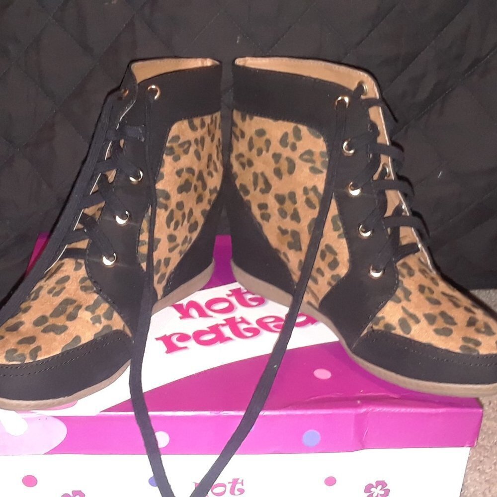 Leopard Print Faux Sherpa Lined High Top Sneakers